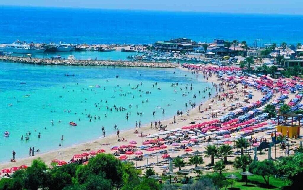 Unique Beach Luxurious Villas Ayia Napa Eksteriør billede