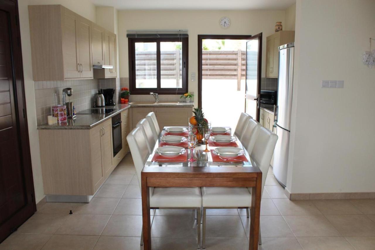 Unique Beach Luxurious Villas Ayia Napa Eksteriør billede